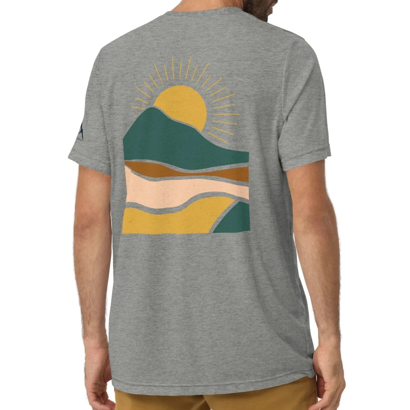 earthy sunrise back | fitted tee