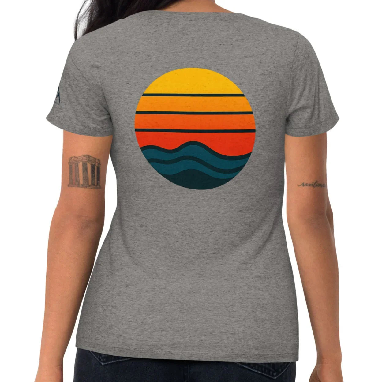 sunset waves back | fitted tee - f u n k + f i n a