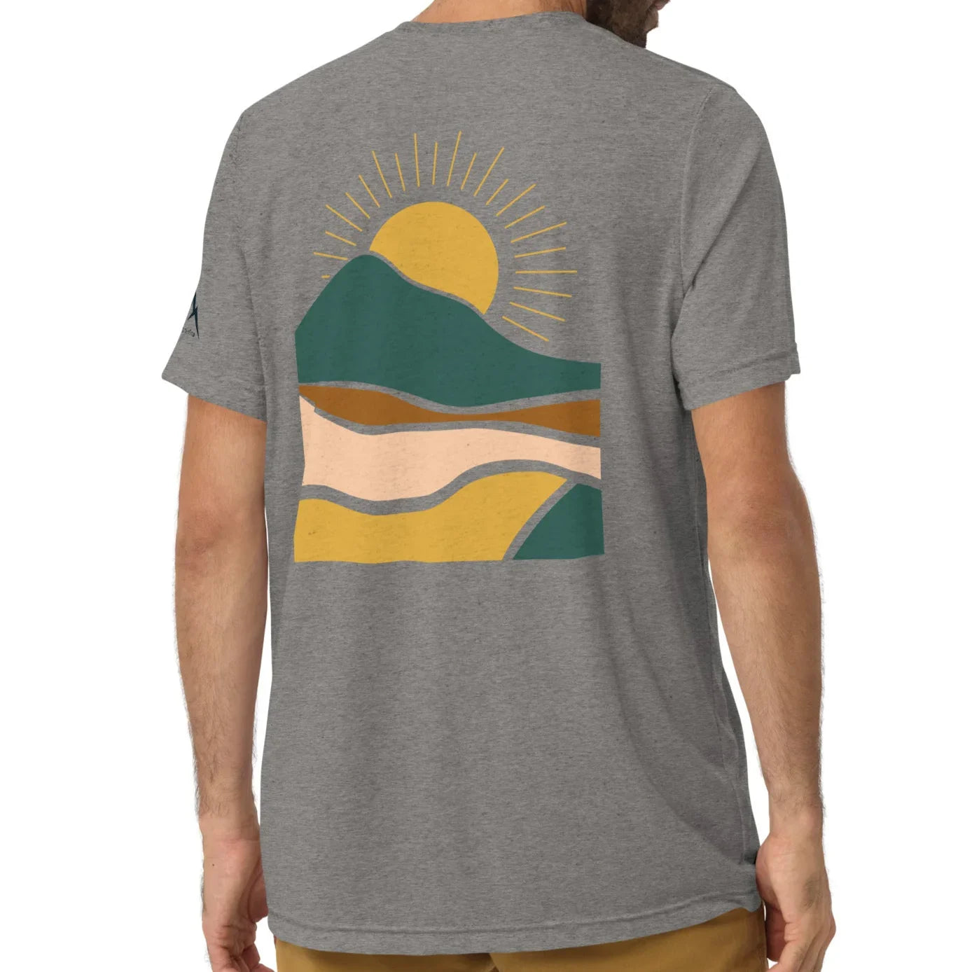 earthy sunrise back | fitted tee