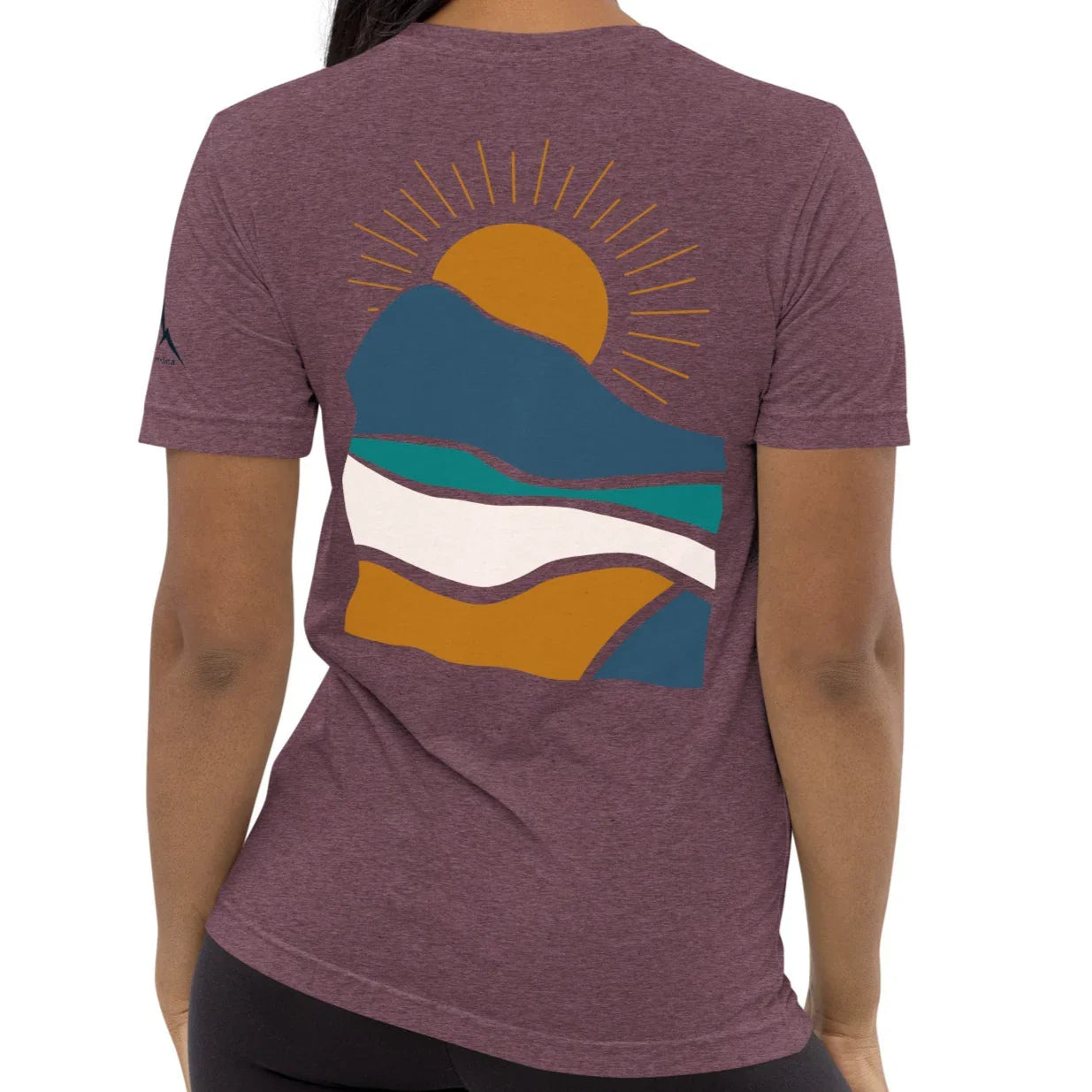 rustic sunrise back | fitted tee