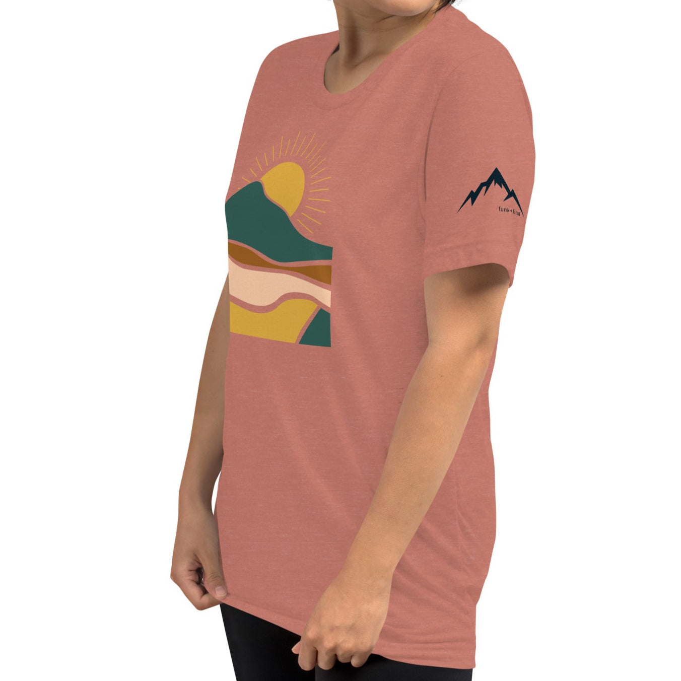 earthy sunrise | fitted tee
