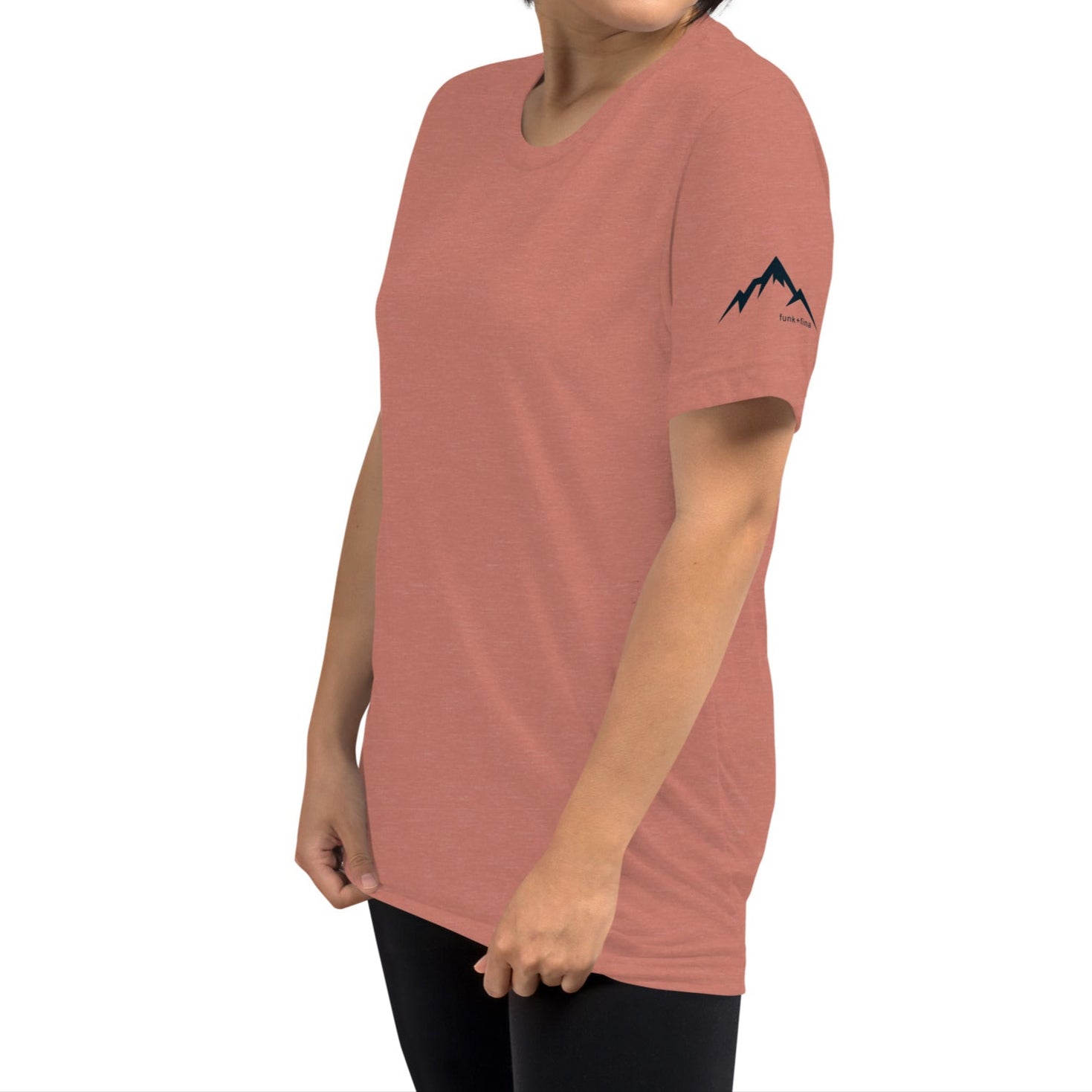 camp back | fitted tee