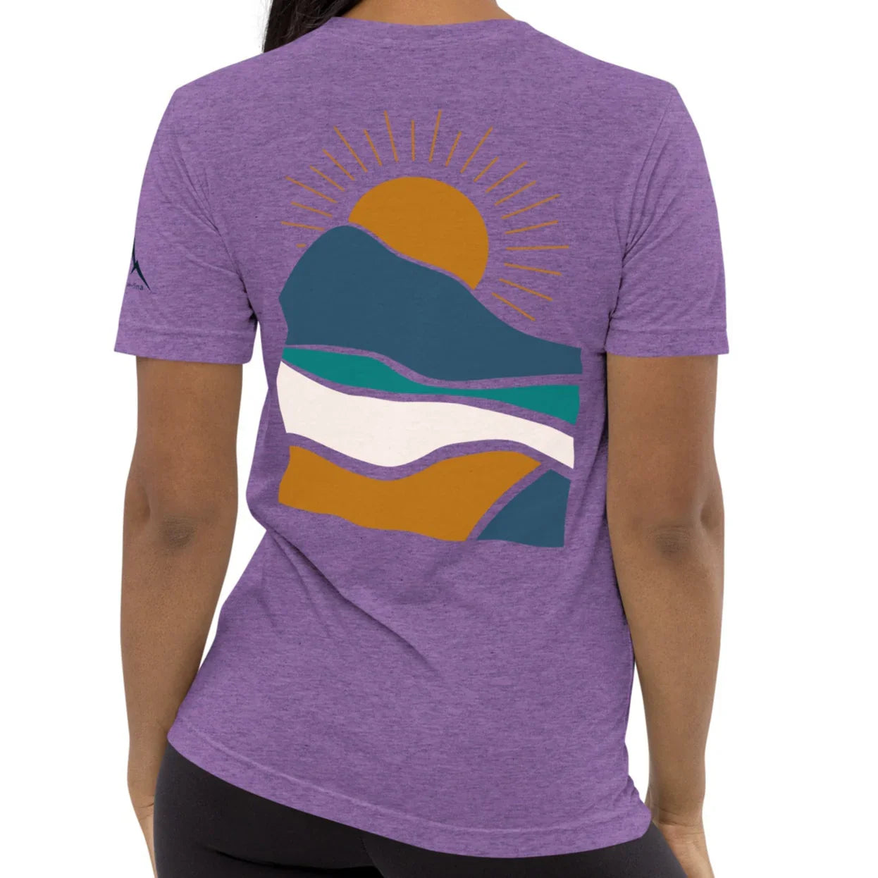 rustic sunrise back | fitted tee