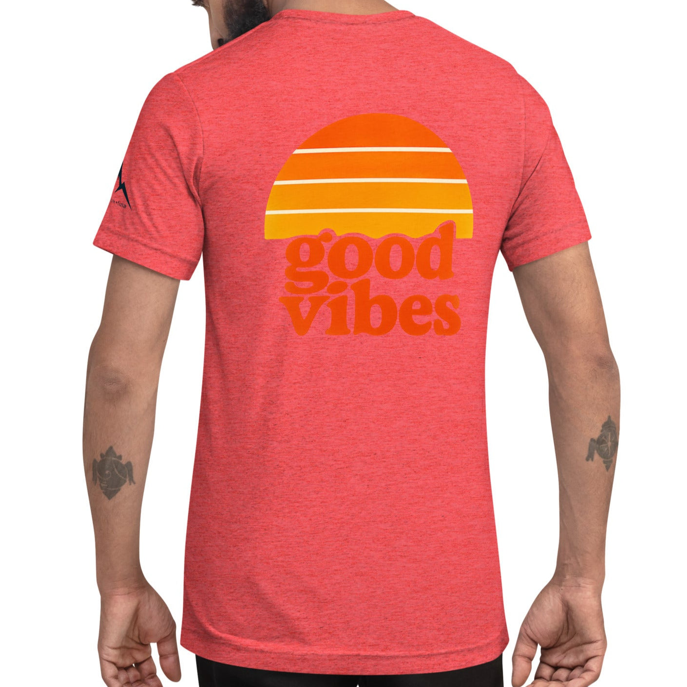 good vibes back | fitted tee
