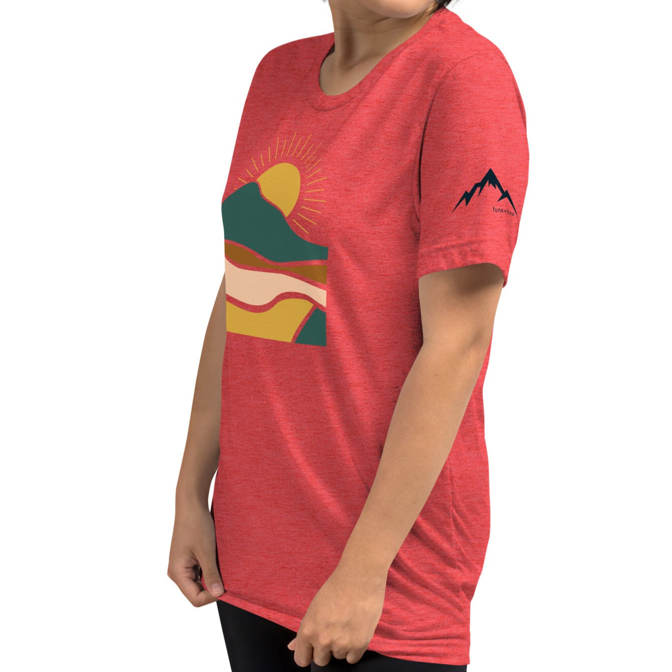 earthy sunrise | fitted tee
