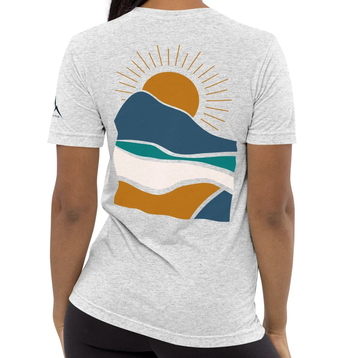 rustic sunrise back | fitted tee