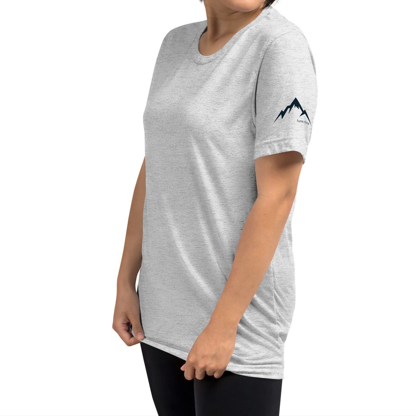 camp back | fitted tee