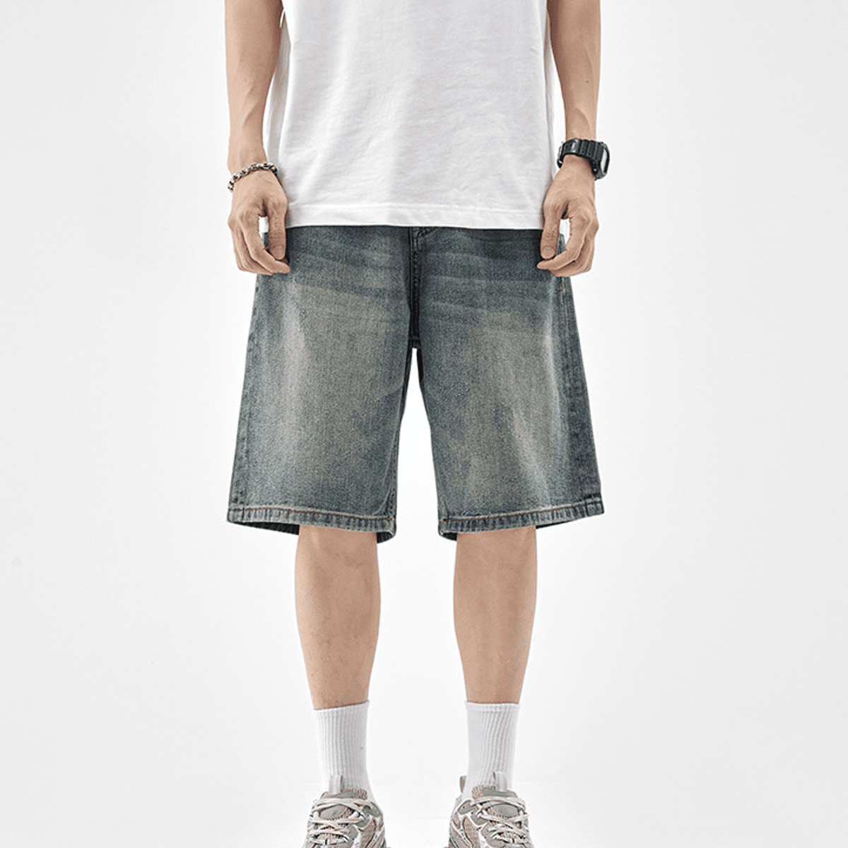 xtra straight-leg loose jorts