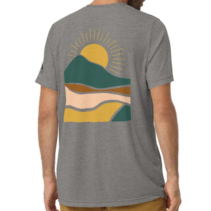 earthy sunrise back | fitted tee