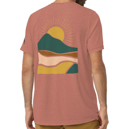 earthy sunrise back | fitted tee